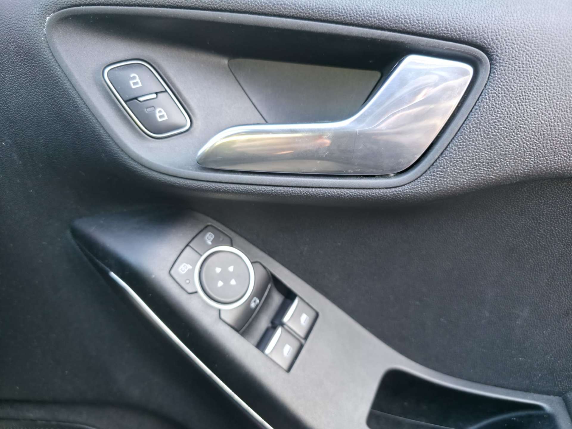
								Ford Fiesta 1.0 Fiesta ST-Line T 3dr full									