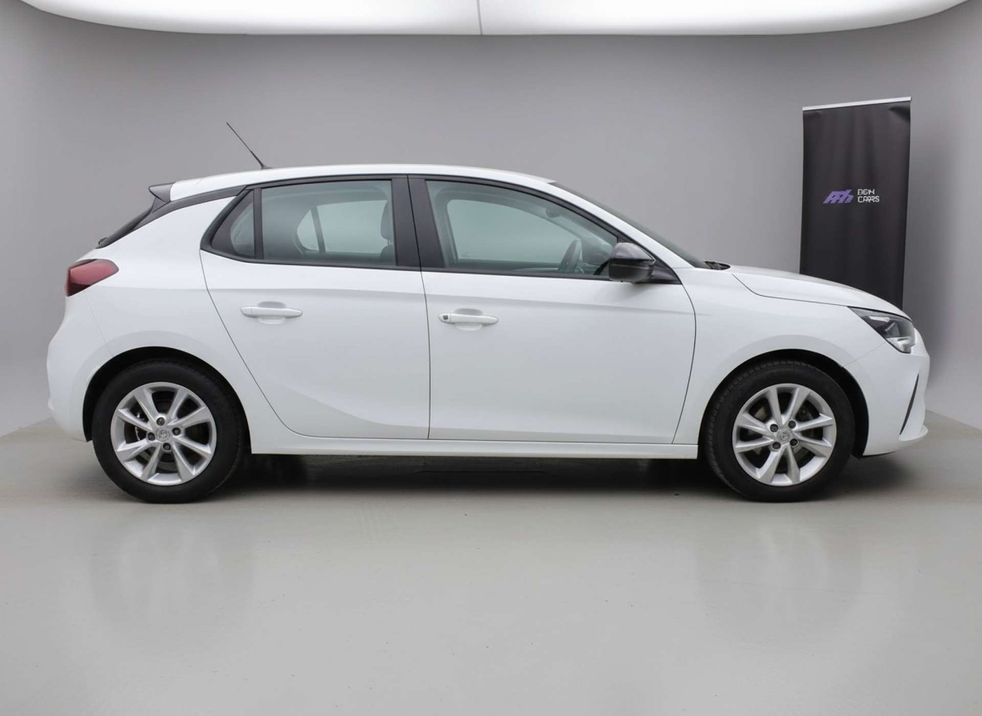 
								Vauxhall Corsa 1.2 Corsa SE 5dr full									