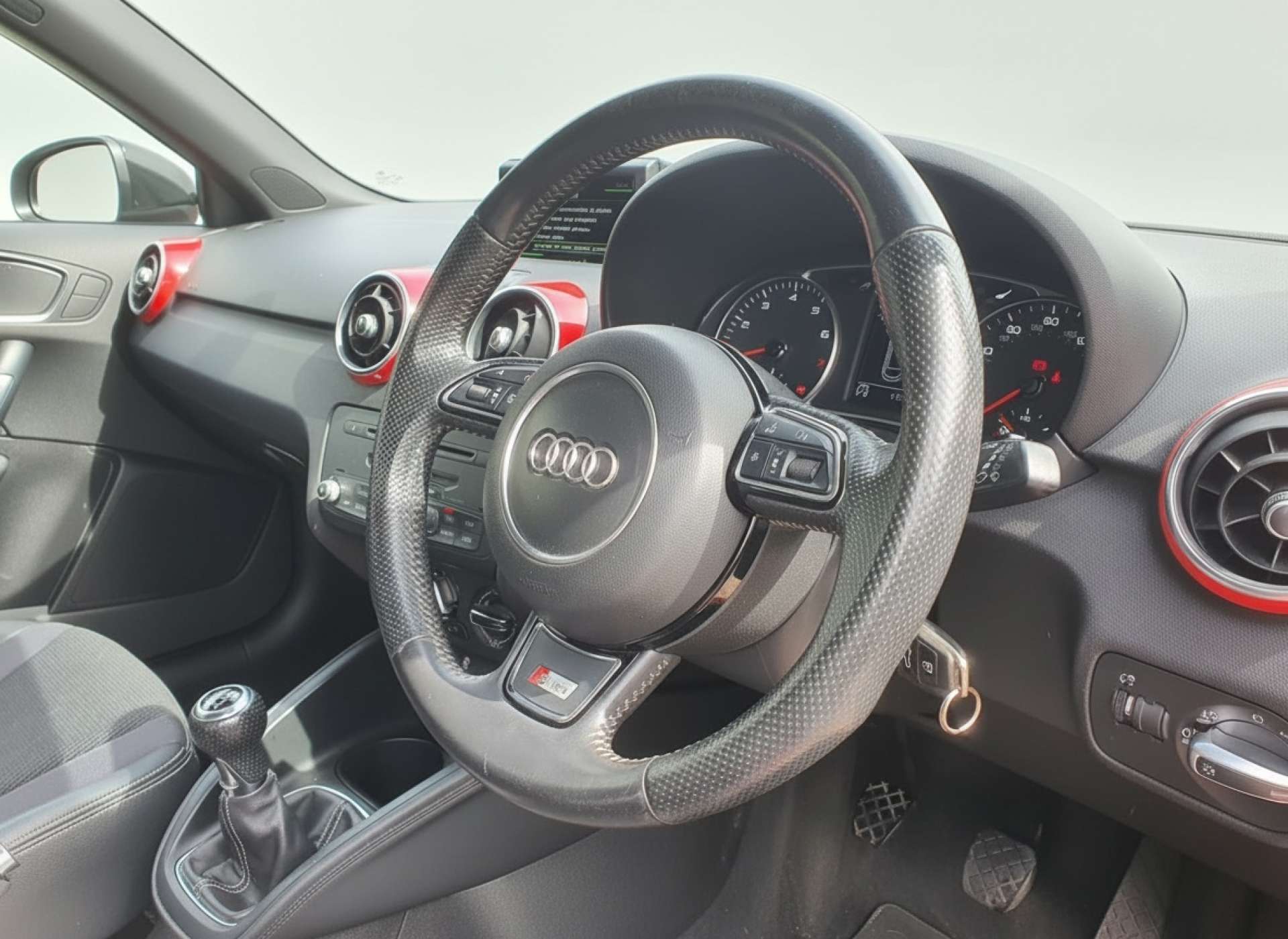 
								Audi A1 1.4 A1 S Line Style Edition TFSI 3dr full									