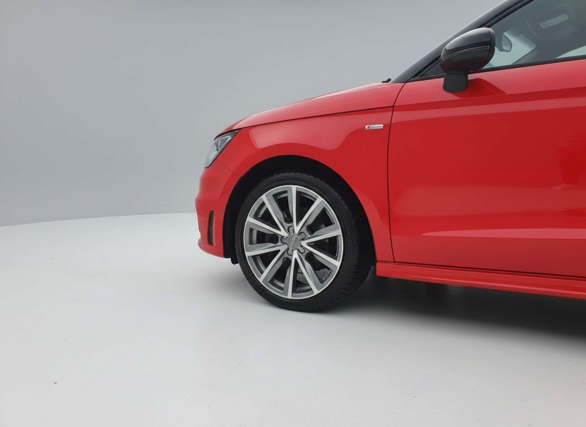 
								Audi A1 1.4 A1 S Line Style Edition TFSI 3dr full									