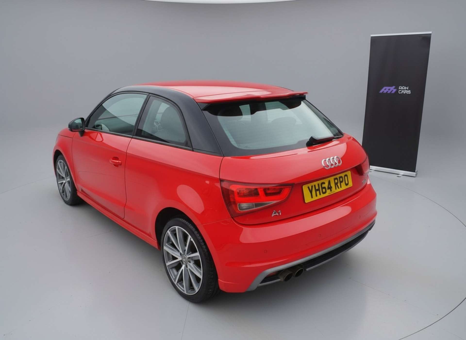 
								Audi A1 1.4 A1 S Line Style Edition TFSI 3dr full									