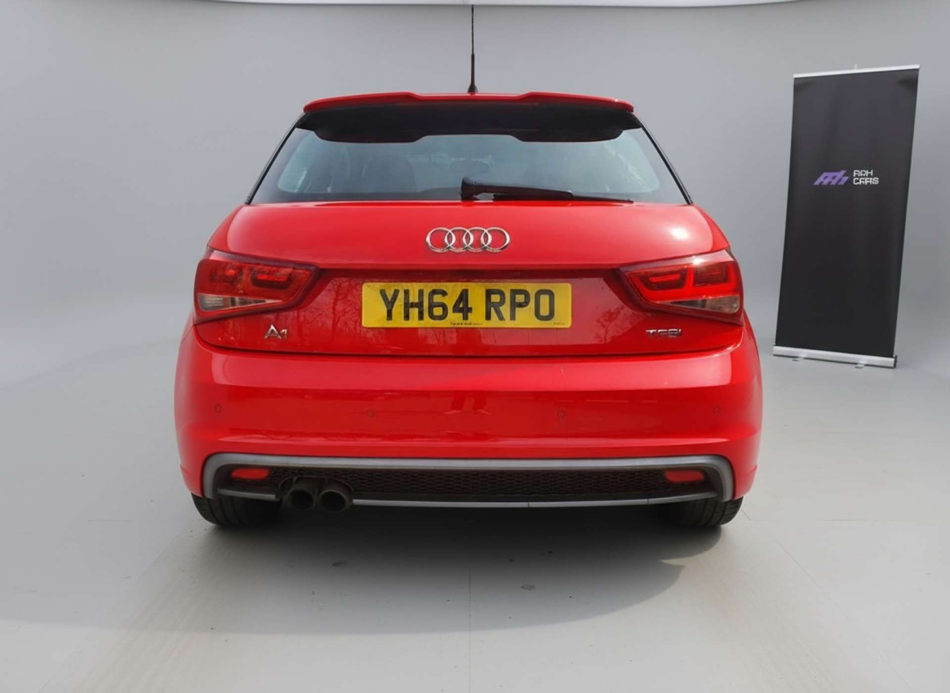 
								Audi A1 1.4 A1 S Line Style Edition TFSI 3dr full									