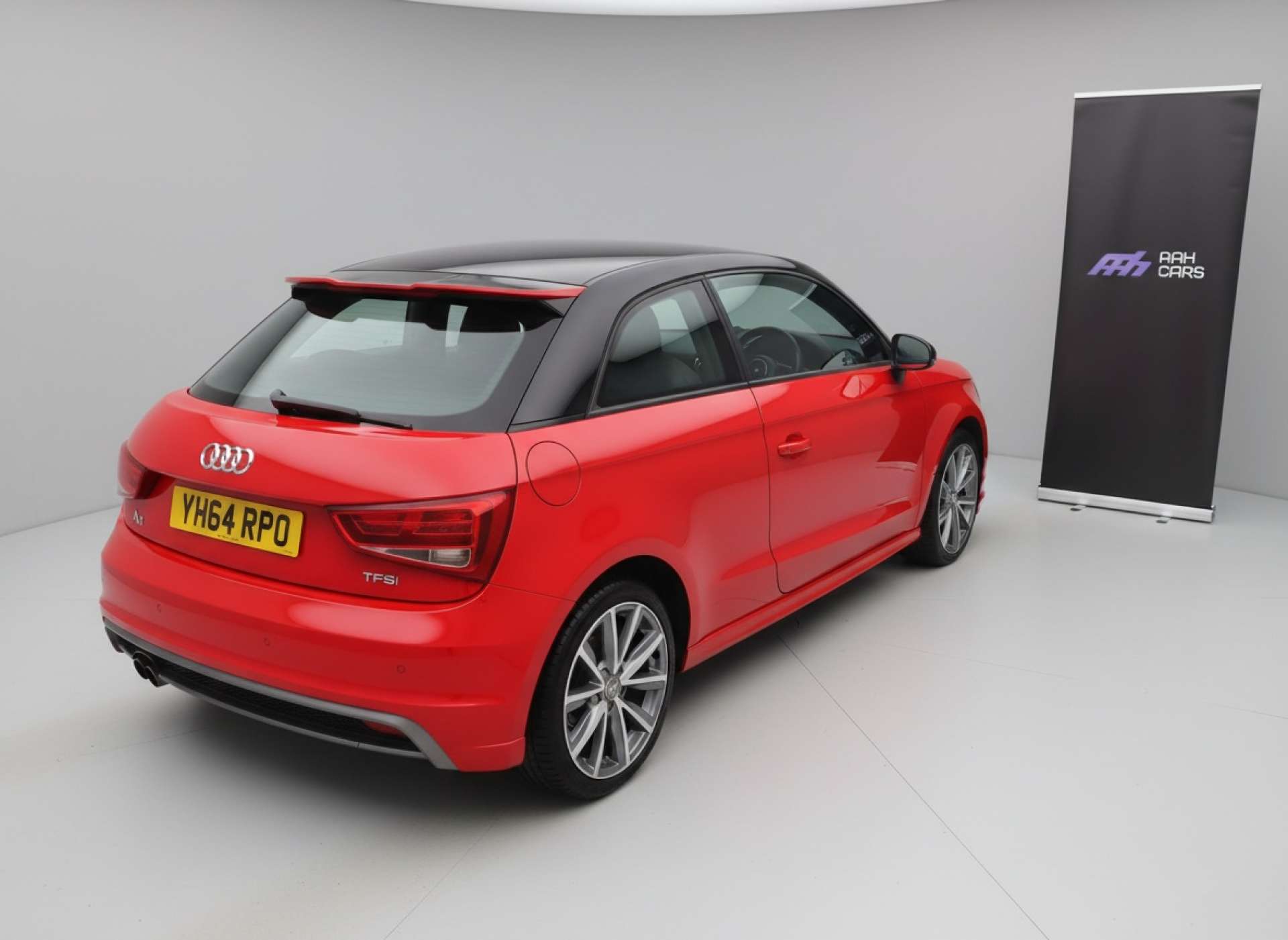 
								Audi A1 1.4 A1 S Line Style Edition TFSI 3dr full									