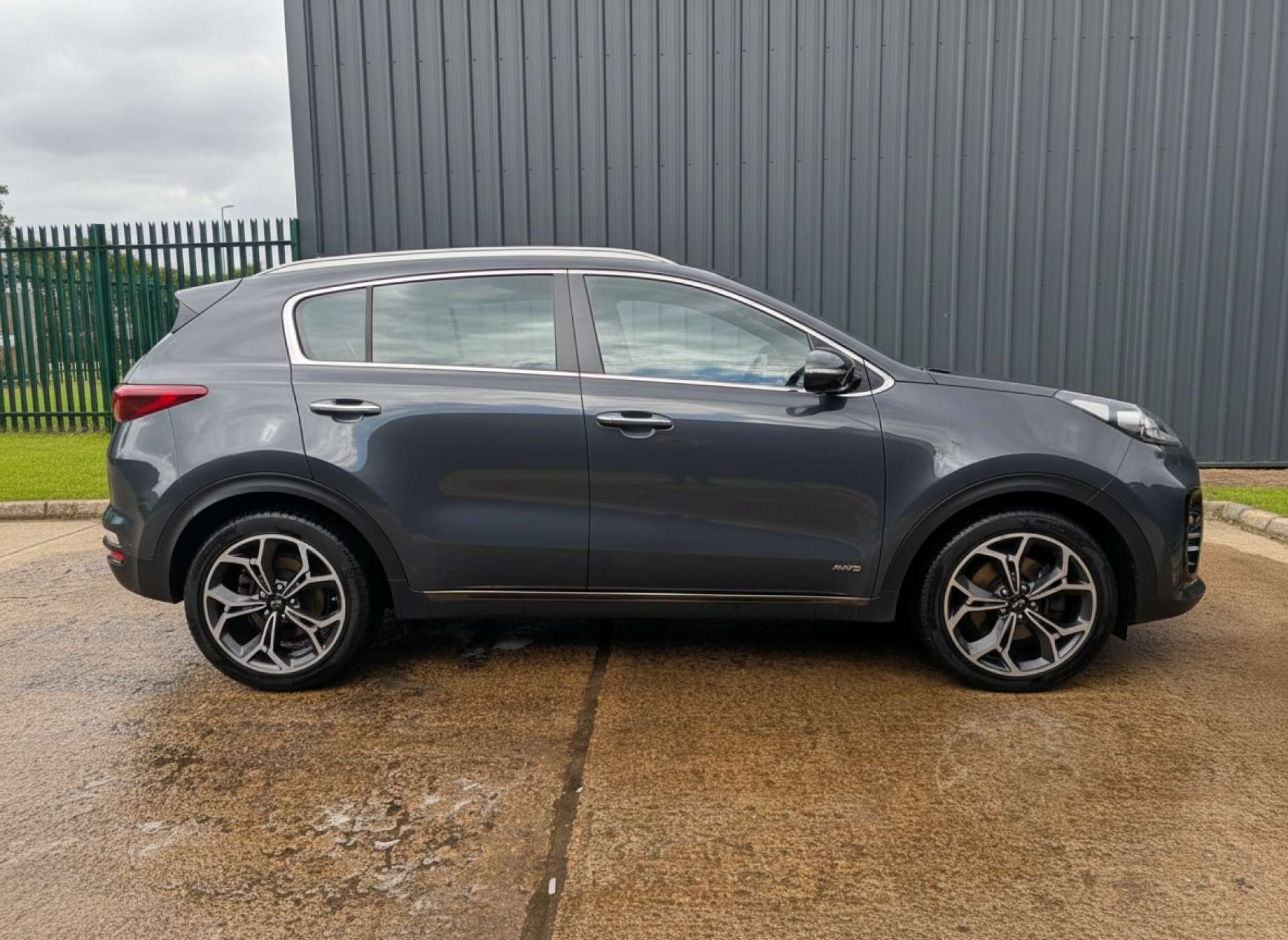 
								Kia SPORTAGE 1.6 Sportage GT-Line S ISG 4×4 Semi-Auto 4WD 5dr full									