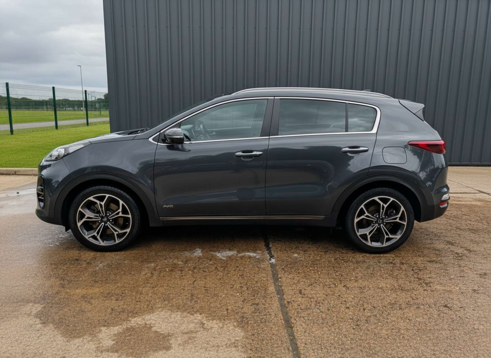
								Kia SPORTAGE 1.6 Sportage GT-Line S ISG 4×4 Semi-Auto 4WD 5dr full									