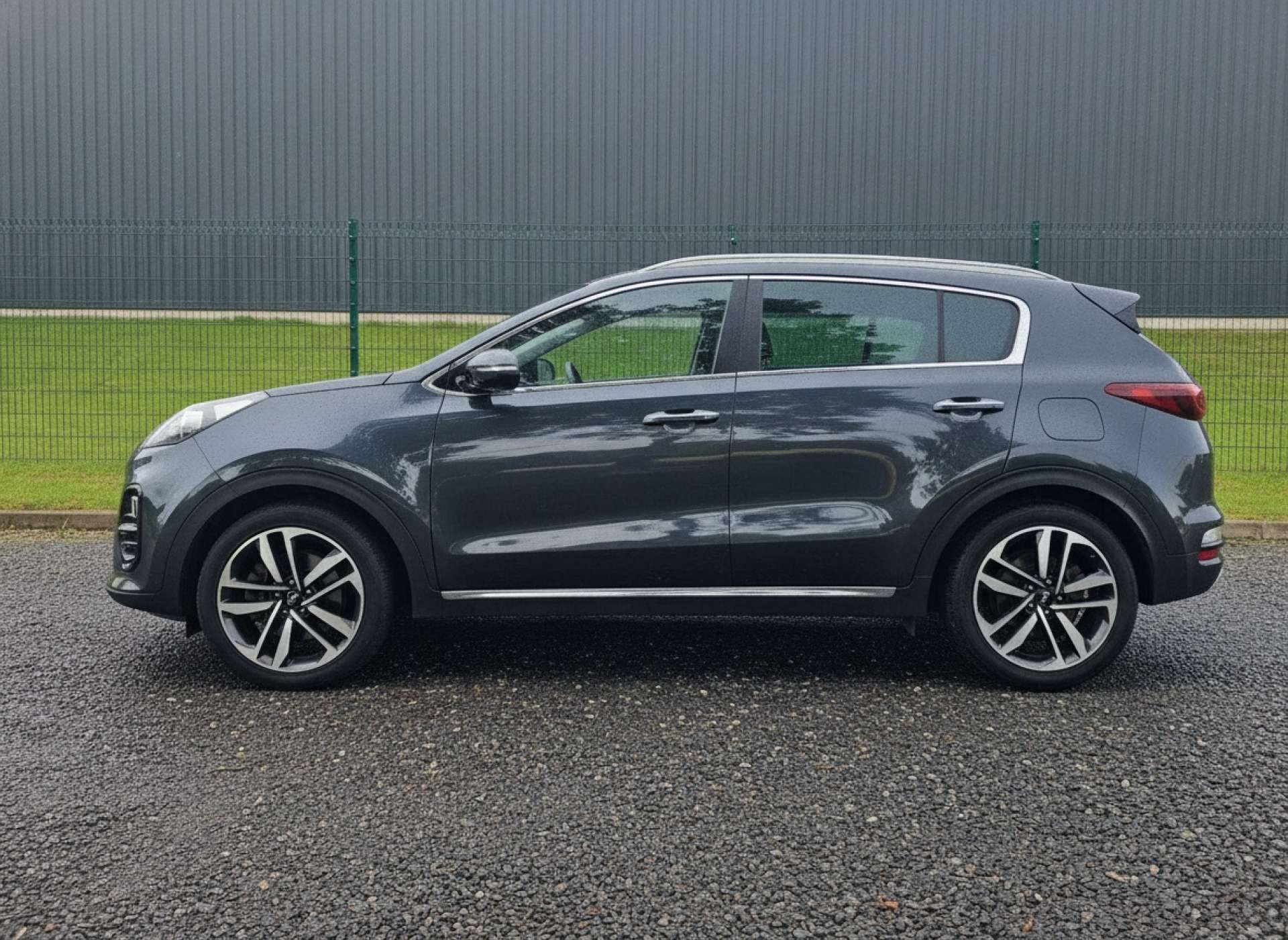 
								Kia SPORTAGE 1.6 Sportage 4 CRDi ISG Semi-Auto 5dr full									