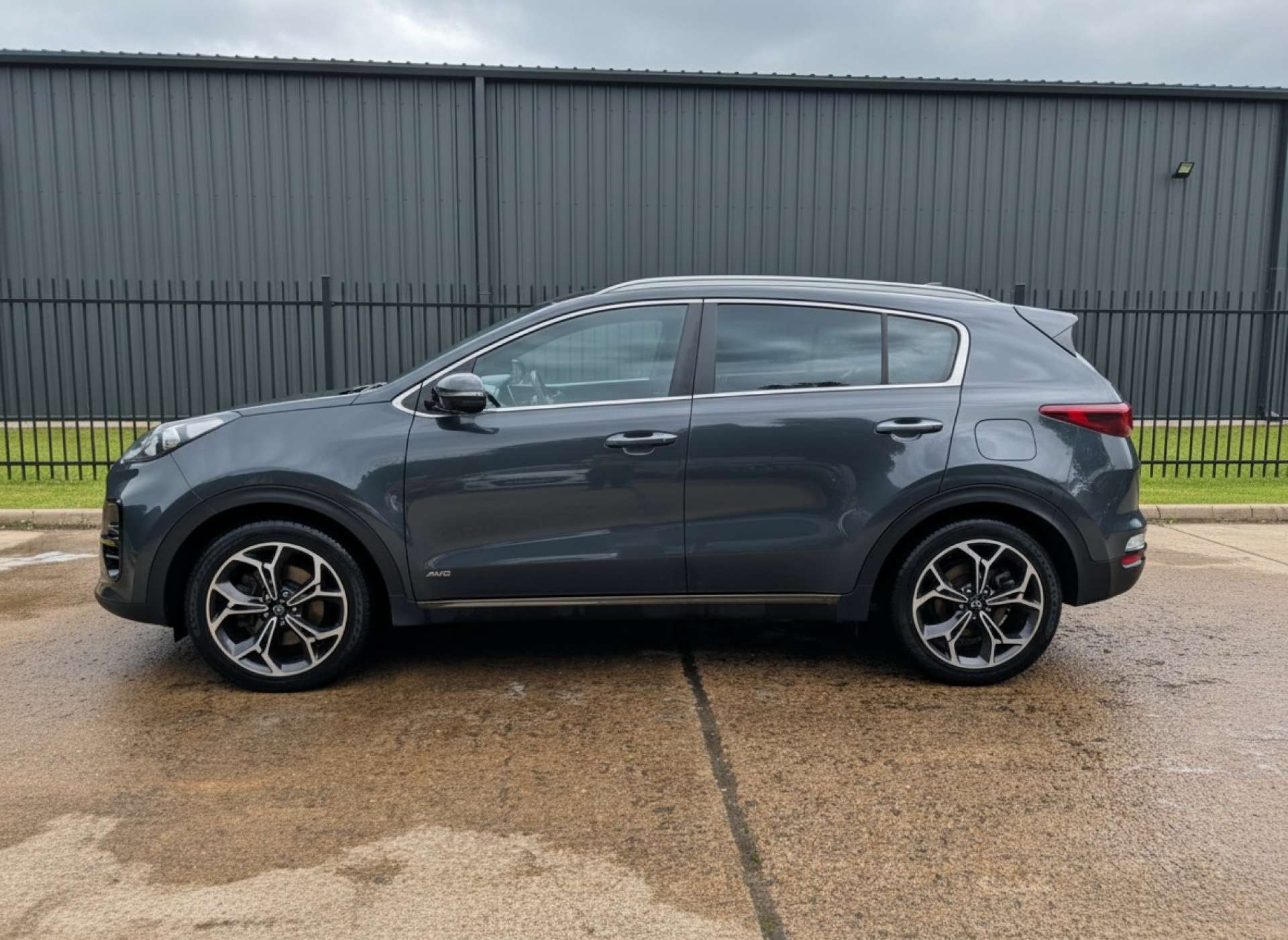 
								Kia SPORTAGE 1.6 Sportage GT-Line S ISG 4×4 Semi-Auto 4WD 5dr full									