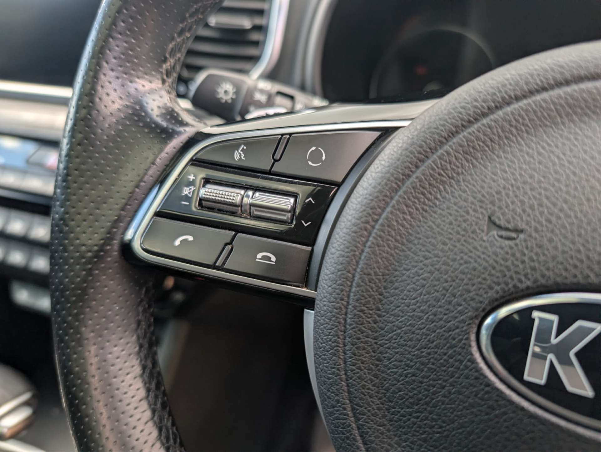 
								Kia SPORTAGE 1.6 Sportage GT-Line S ISG 4×4 Semi-Auto 4WD 5dr full									