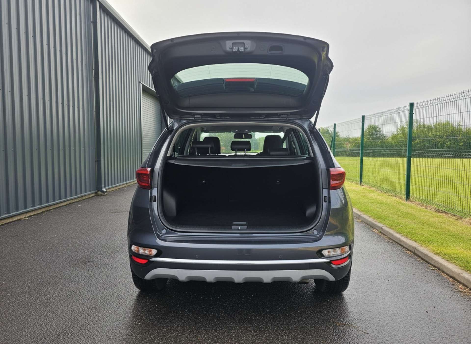 
								Kia SPORTAGE 1.6 Sportage 4 CRDi ISG Semi-Auto 5dr full									