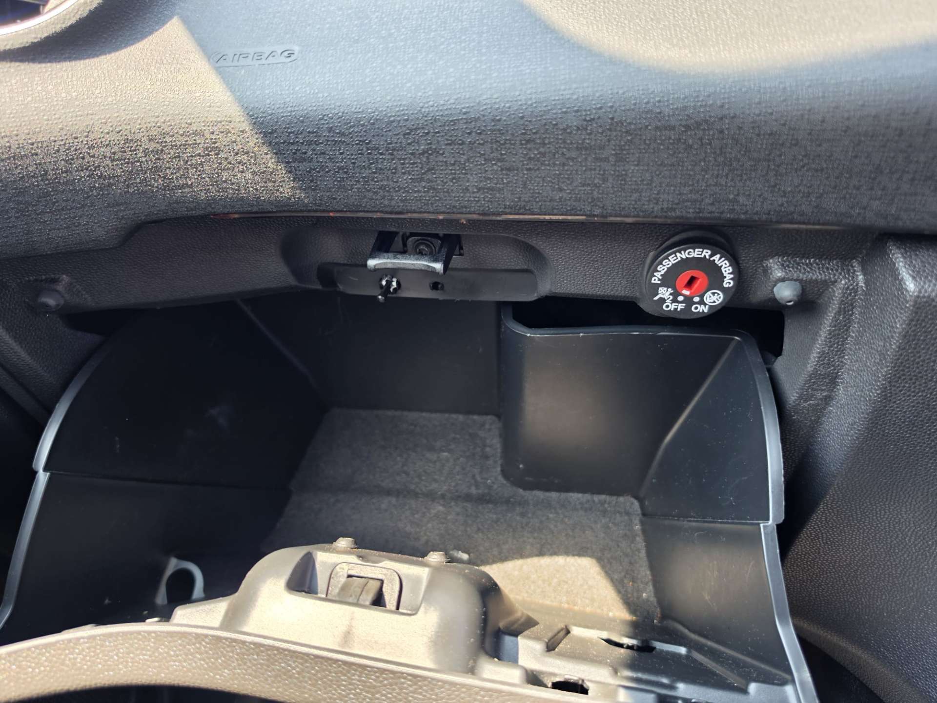 
								Ford Fiesta 1.0 Fiesta Titanium 5dr full									