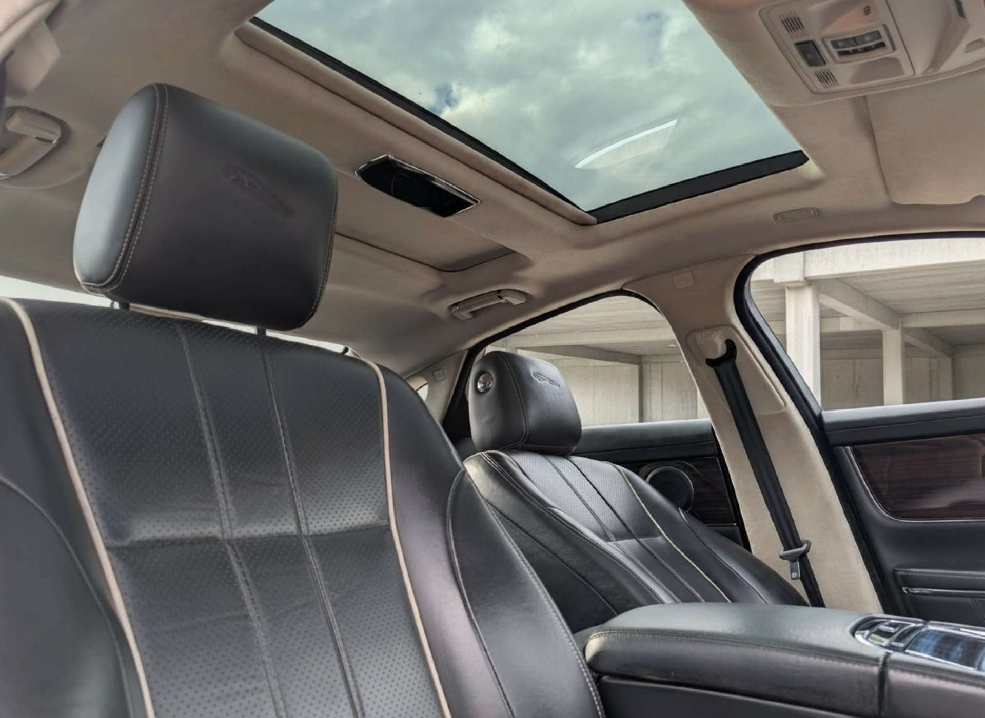 
								JAGUAR XJ 3.0 XJ Portfolio V6 D Auto 4dr full									