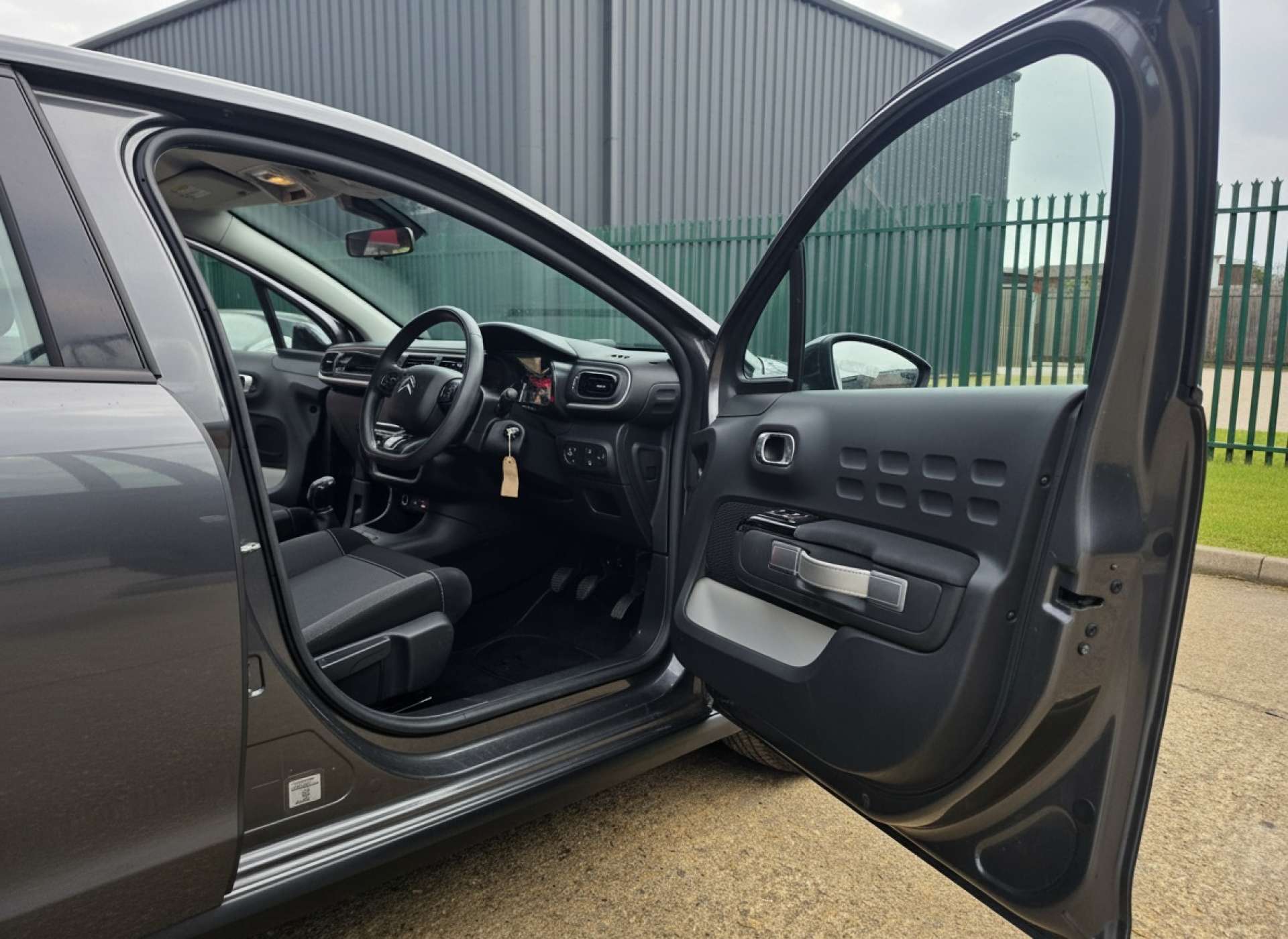 
								CITROEN C3 1.2 C3 Feel PureTech 5dr full									