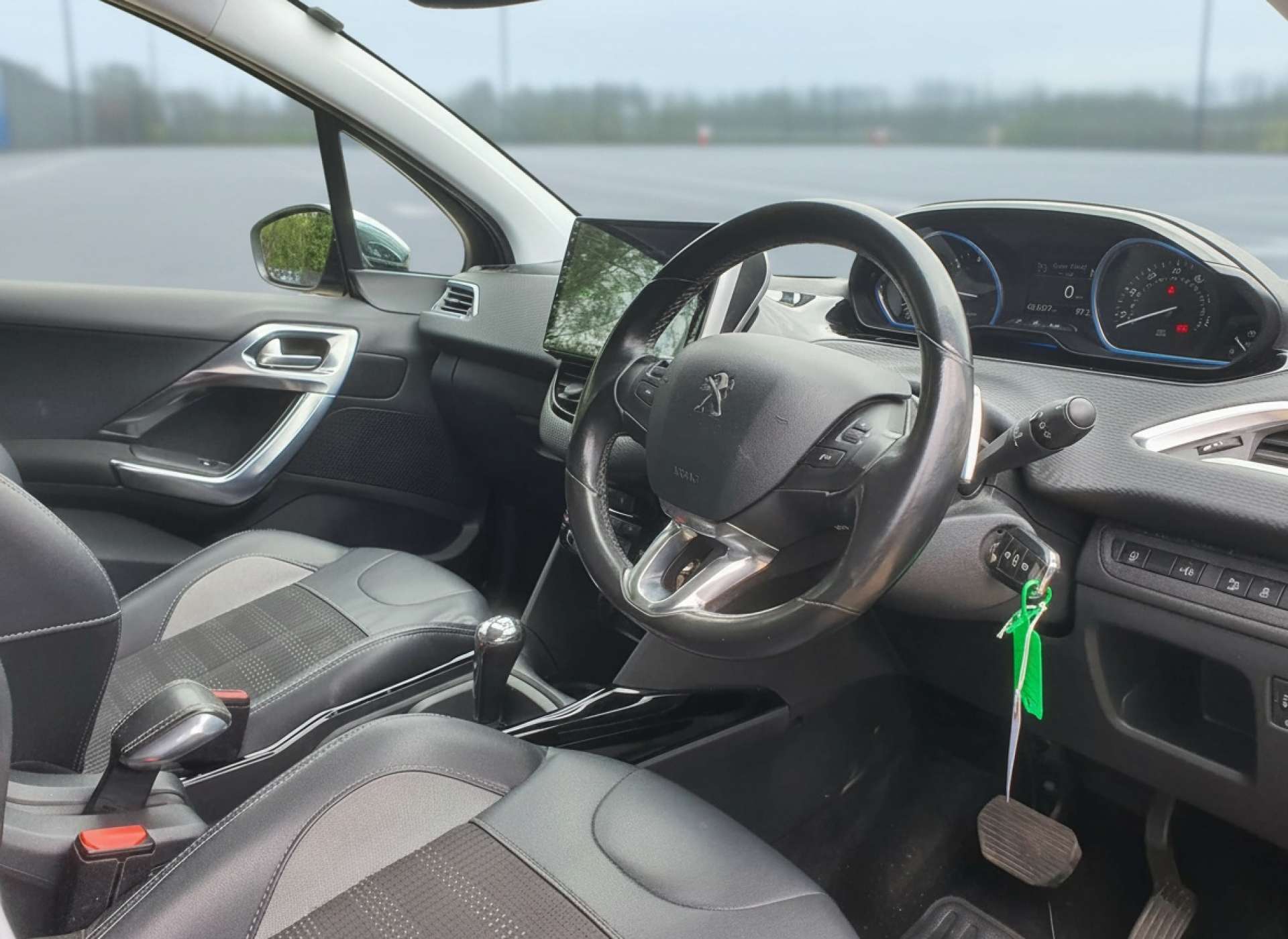 
								PEUGEOT 2008 1.6 2008 Allure e-HDi Semi-Auto 5dr full									