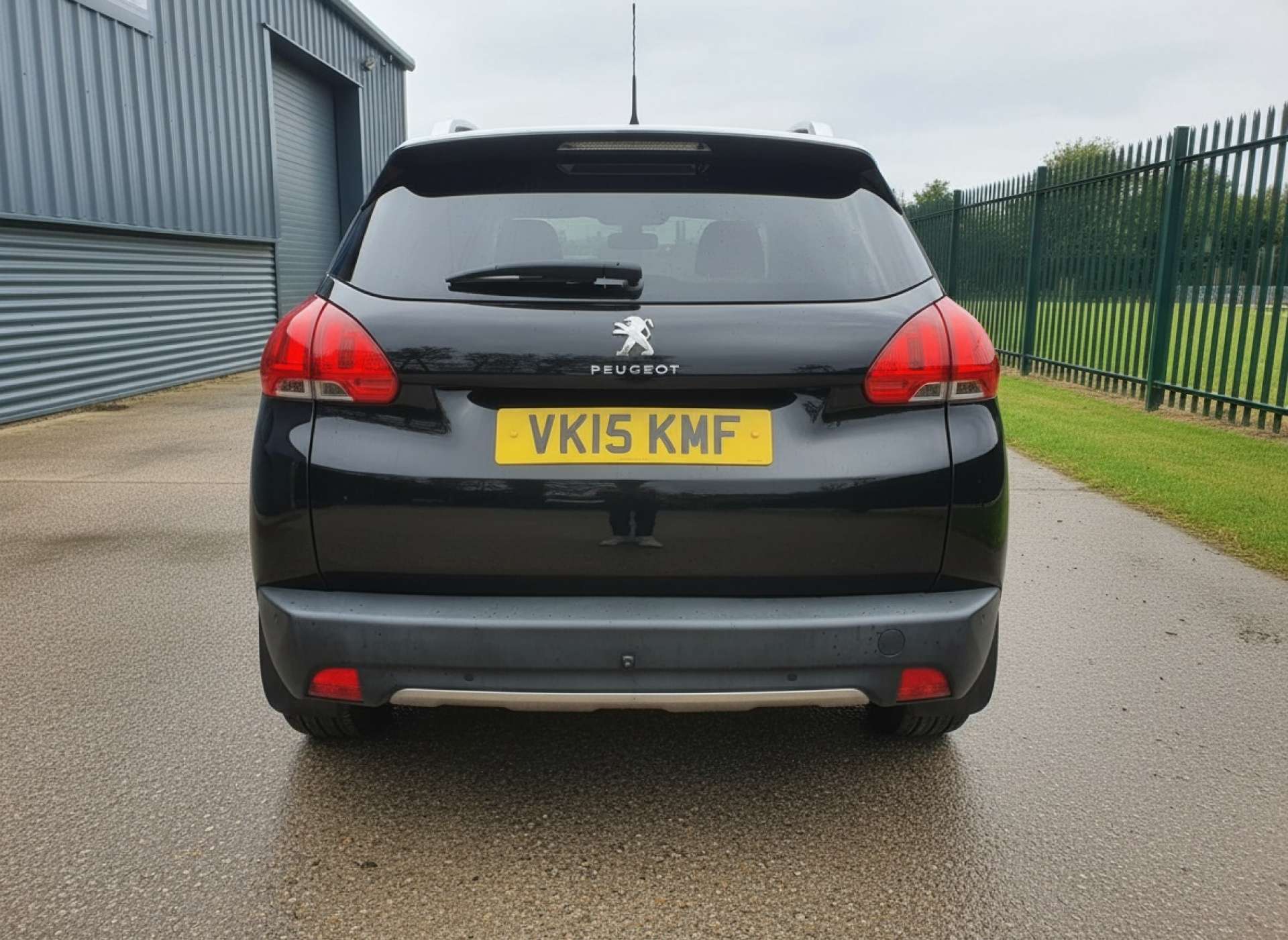 
								PEUGEOT 2008 1.6 2008 Allure e-HDi Semi-Auto 5dr full									