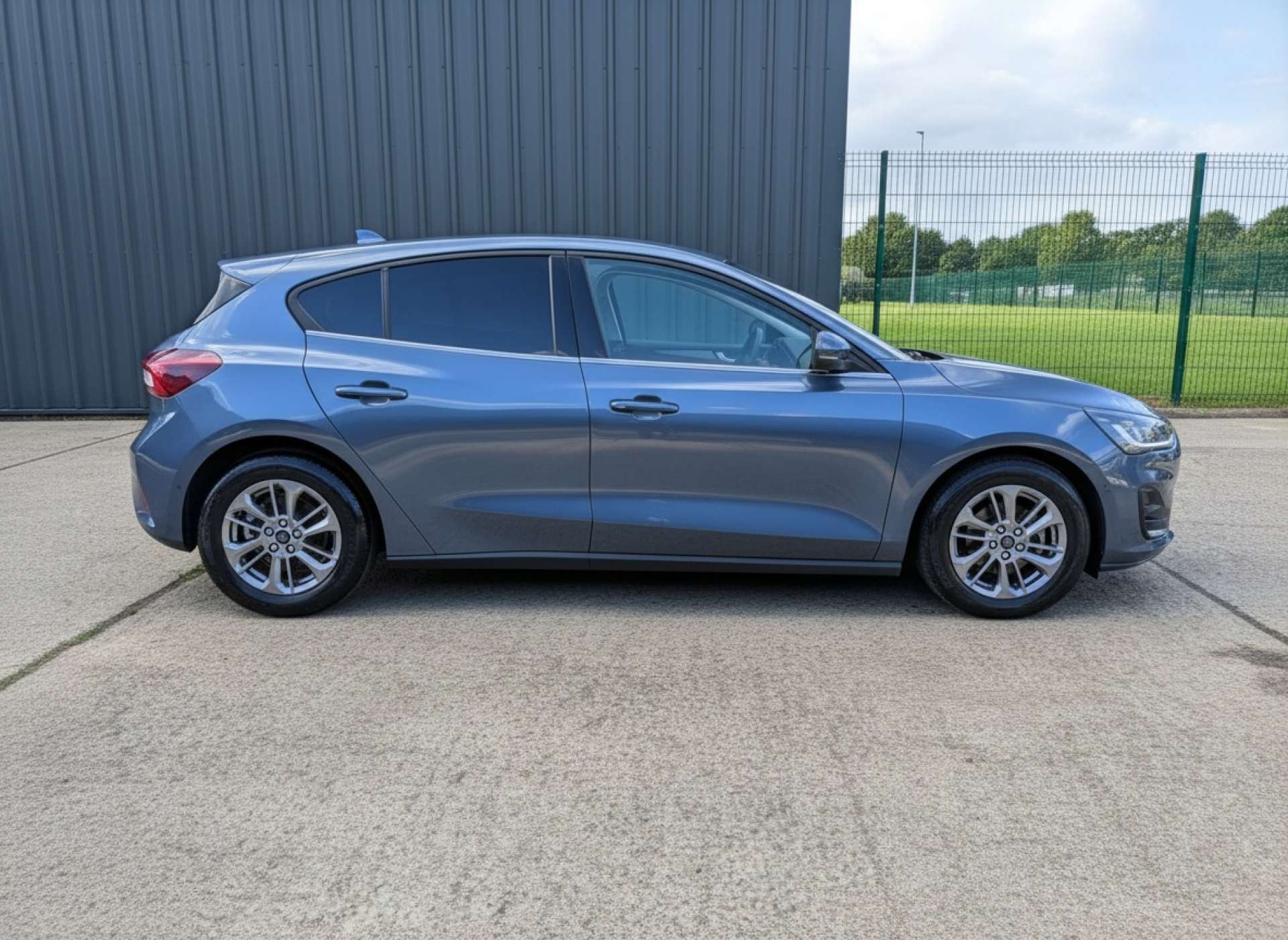 
								Ford FOCUS 1.0 Focus Titanium 5dr full									