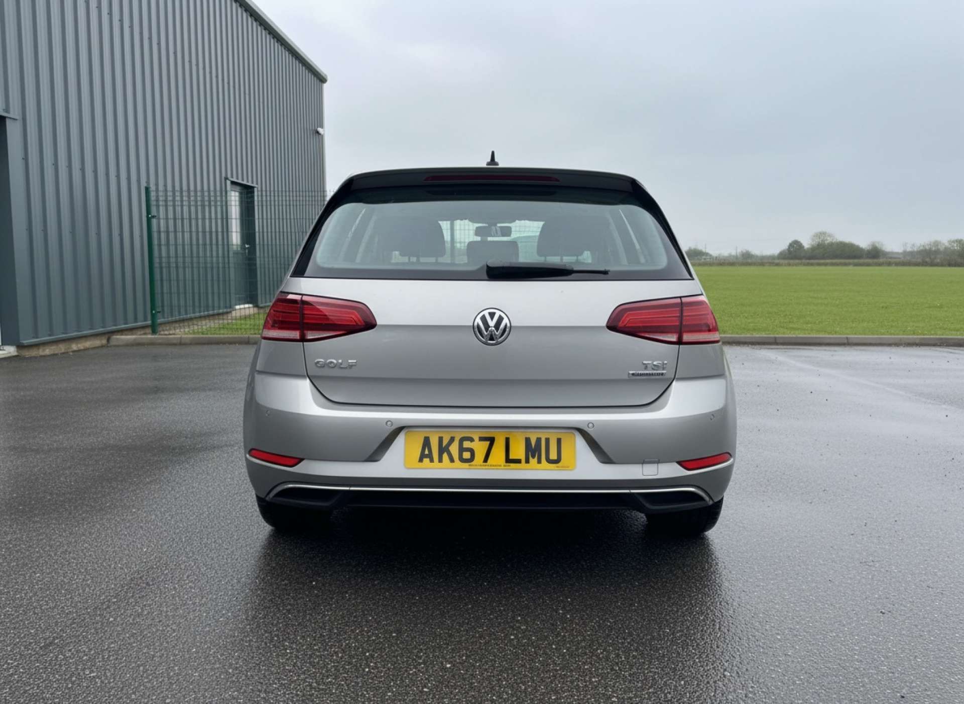
								Volkswagen Golf 1.5 Golf SE Nav TSi Evo Semi-Auto 5dr full									